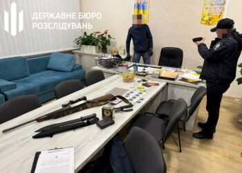 ДБР підозрює начальника Тернопільського ТЦК у хабарництві