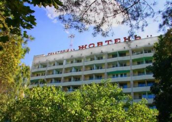 Як у профспілок санаторій “Жовтень” вкрали