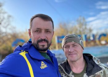 Місія – рятувати життя: БФ “Надія” передав апарати непрямого масажу серця Easy Pulse на Донбас