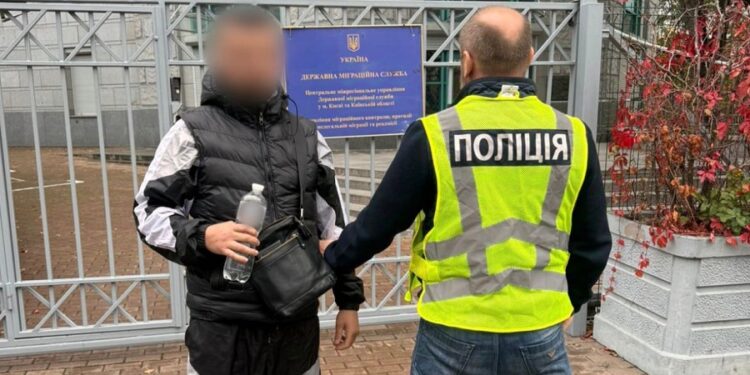 На Бучанщині виявили нелегала з Азербайджану
