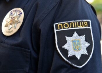 На Київщині під час виїзду на повідомлення про домашнє насильство поліцейський вбив людину
