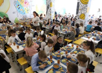 На Київщині завдяки держпідтримці гарячим харчуванням буде охоплено майже 85 тисяч учнів