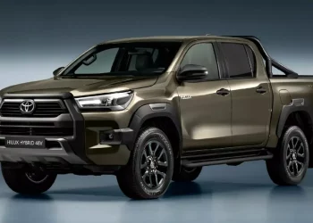 Представлений Toyota Hilux Hybrid 48V — АВТО