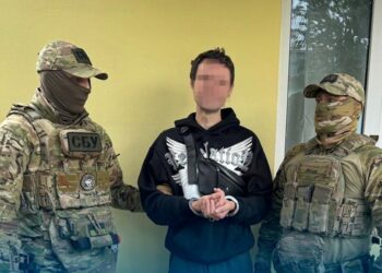 У Києві затримали TikTok-блогера, його підозрюють у закликах до повалення української влади