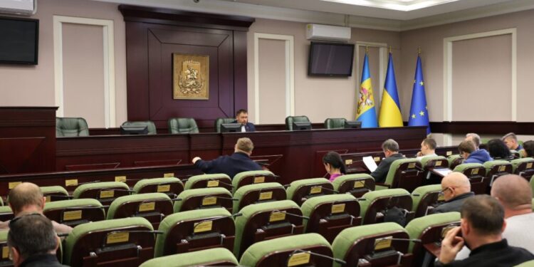 У Київській ОВА провели нараду з підрядниками, які відновлюють пошкоджені об’єкти