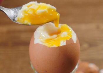 У щоденному вживанні яєць знайшли смертельну загрозу | Здоров’я