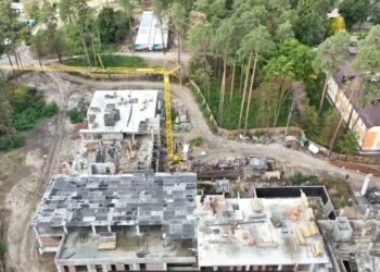 У Ворзелі триває будівництво школи та дитсадка