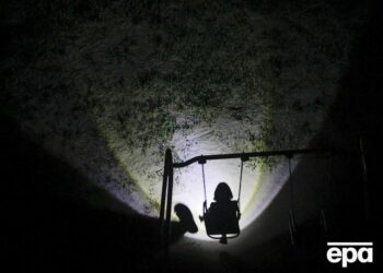 19 листопада в Україні будуть вимикати світло. В “Укренерго” оголосили графіки