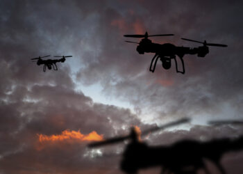 Інвестиції в українських розробників системи “рою дронів” досягли $3-5 млн Економіка