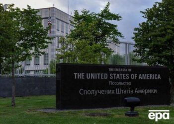 Американські дипломати пояснили ЗМІ, чому закрили посольство в Києві