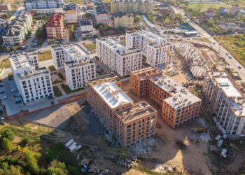 Ужгород, Івано-Франківськ і Львів лідирують за інвестиційною активністю в будівельній сфері Економіка