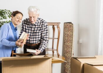 Способы подготовки пожилых людей к смене жилья или города: что учитывать семье