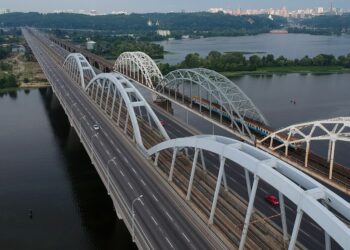 Коли добудують Дарницький міст у Києві — в Укрзалізниці назвали нові терміни | ПРО ГОЛОВНЕ