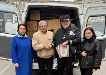 Медичні заклади Київщини отримали електровізки від Японії