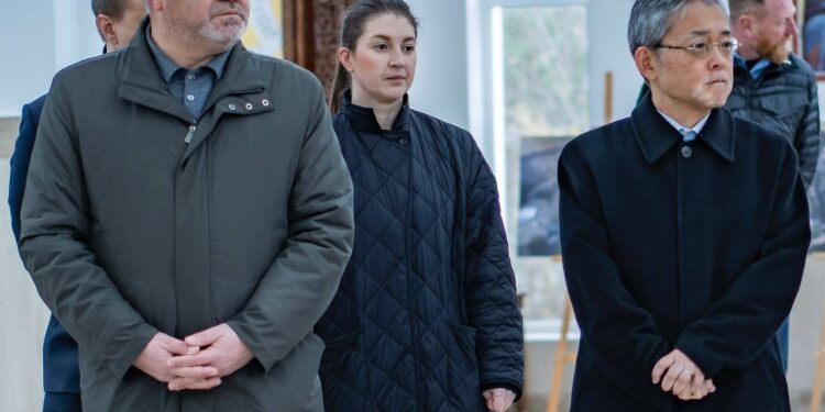 Новопризначений посол Японії в Україні Масаші Накагоме відвідав Бучу
