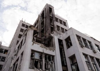 Пошкоджену авіабомбою будівлю Держпрому в Харкові відбудують разом із ЮНЕСКО | ПРО ГОЛОВНЕ