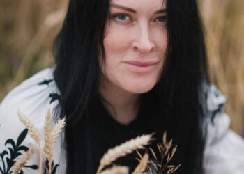 Реконструкція Хрущовок – Як у Бучі вібудовують пошкоджене житло | ПРО ГОЛОВНЕ