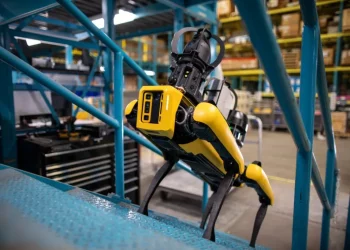 Робот-собака Spot став новим працівником Jaguar Land Rover – Автоновини