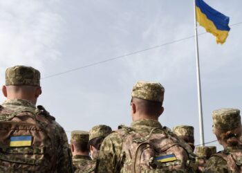 Сухопутні війська ЗСУ запустили соціальну рекламну кампанію “Мій тато – супергерой” (ВІДЕО)