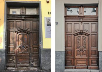 У Львові відреставрували дерев’яні двері  | ПРО ГОЛОВНЕ