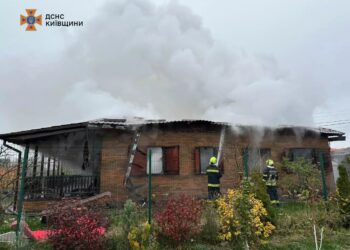 В охопленому вогнем будинку постраждала мешканка Вороньківської ТГ