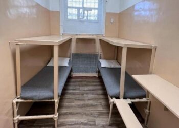 ЗМІ дізналися, у яких умовах сидить ексголова Хмельницької МСЕК Крупа