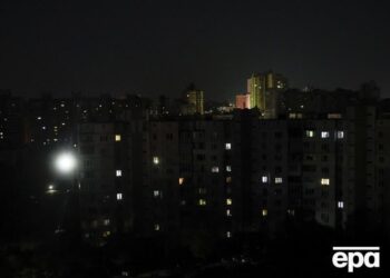 До двох черг одночасно. В “Укренерго” розповіли про графіки вимкнень світла на 16 грудня