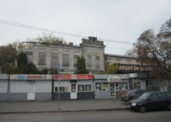 Історичні будівлі на Деміївці під загрозою знищення | ПРО ГОЛОВНЕ