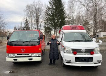 Комунальні підприємства Бородянки отримали два автомобілі