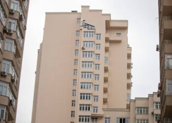 На Солом’янці відновили будинок після ракетного удару | ПРО ГОЛОВНЕ