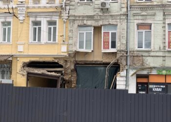 Будинок Бородкової в Києві руйнується | ПРО ГОЛОВНЕ