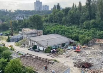 Будівництво ЖК біля Солом’янського парку зупинено | ПРО ГОЛОВНЕ