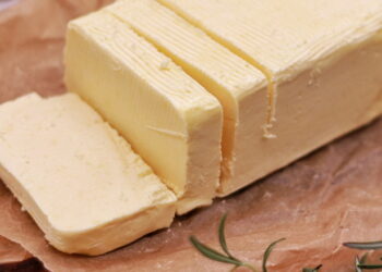 Вершкове масло було головним драйвером зростання світових цін на молочну продукцію в 2024 році – Економіка