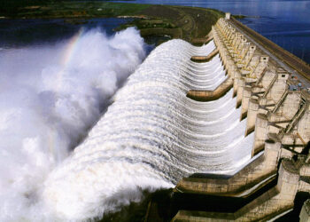 ЄІБ виділить €200 млн на відновлення Канівської Кременчуцької та Дніпровської ГЕС Економіка