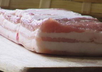 За 11 місяців імпорт сала скоротився на 40,5% – Економіка