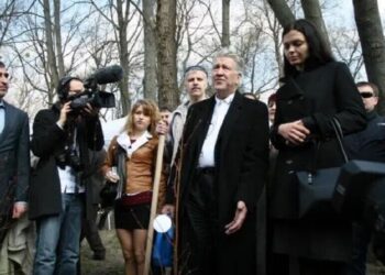 Девід Лінч у 2009 році посадив перші дерева у парку в Боярці