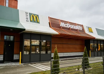 McDonald’s відкрив новий ресторан у співпраці з Grand Petrol