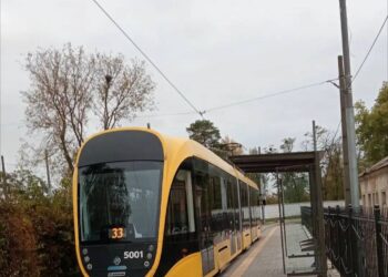 Трамвайна зупинка ДВРЗ у Києві відновила роботу | ПРО ГОЛОВНЕ