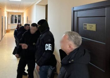 У Білій Церкві взяли під варту лікаря ВЛК, який вимагав 40 тис грн за запис “обмежено придатний” у медкартці