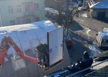 У Боярській амбулаторії встановили сучасну електростанцію