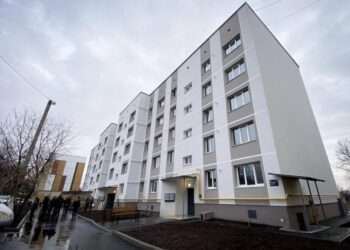 У Бородянці відновили ще один багатоквартирний будинок