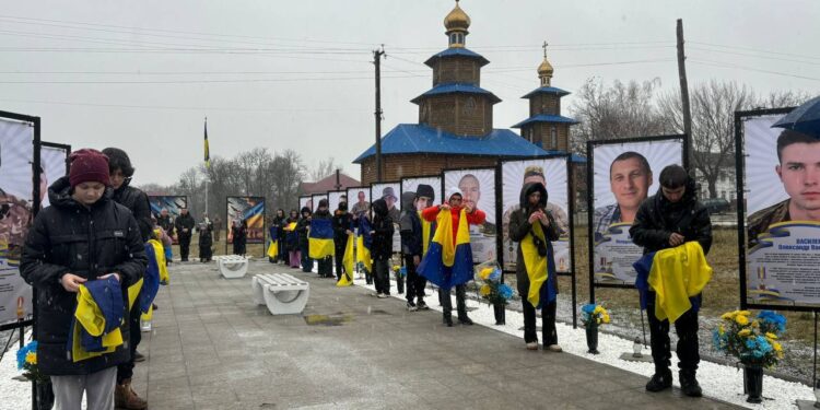 У Медвинській громаді відбулося урочисте відкриття Алеї Героїв (ФОТО)