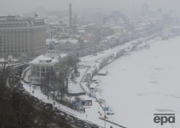 В Україні у вихідні стане холодніше. Діденко розповіла, де чекати на сніг