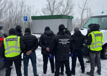 Житель Київщини намагався потрапити до Румунії за 10 тисяч доларів: організаторів схеми затримали