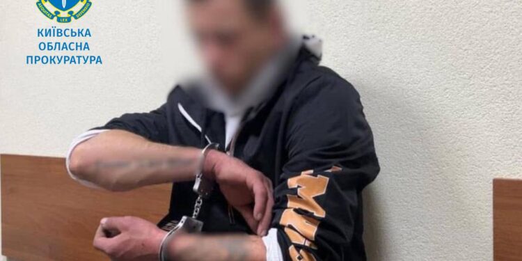 Знімали порнографічний контент, розбещували доньок та ґвалтували одну з них: на Київщина засудили подружжя