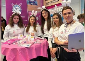 Команда Білоцерківського гуманітарно-педагогічного фахового коледжу взяла участь у Міжнародній студентській виставці