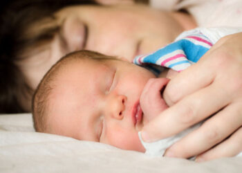 На порталі “Дія” відновили роботу послуги “єМалятко” – Мін’юст