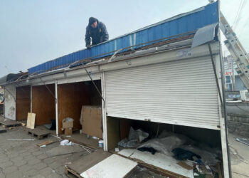 На Троєщині зносять незаконні МАФи – адреса | ПРО ГОЛОВНЕ