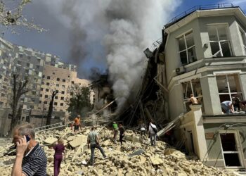 Охматдит проведе протиаварійні роботи та законсервує постраждалі будівлі | ПРО ГОЛОВНЕ