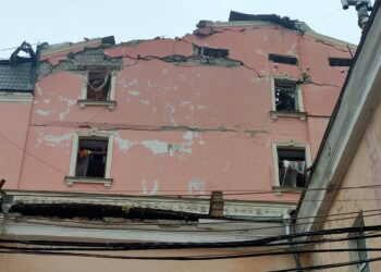 Ракетний удар по Одесі — пошкоджено готель Бристоль та будівлю філармонії | ПРО ГОЛОВНЕ